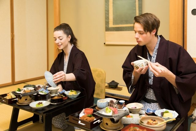 一緒にお食事を楽しむ